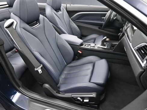 Used 2018 BMW 430i Convertible image 11