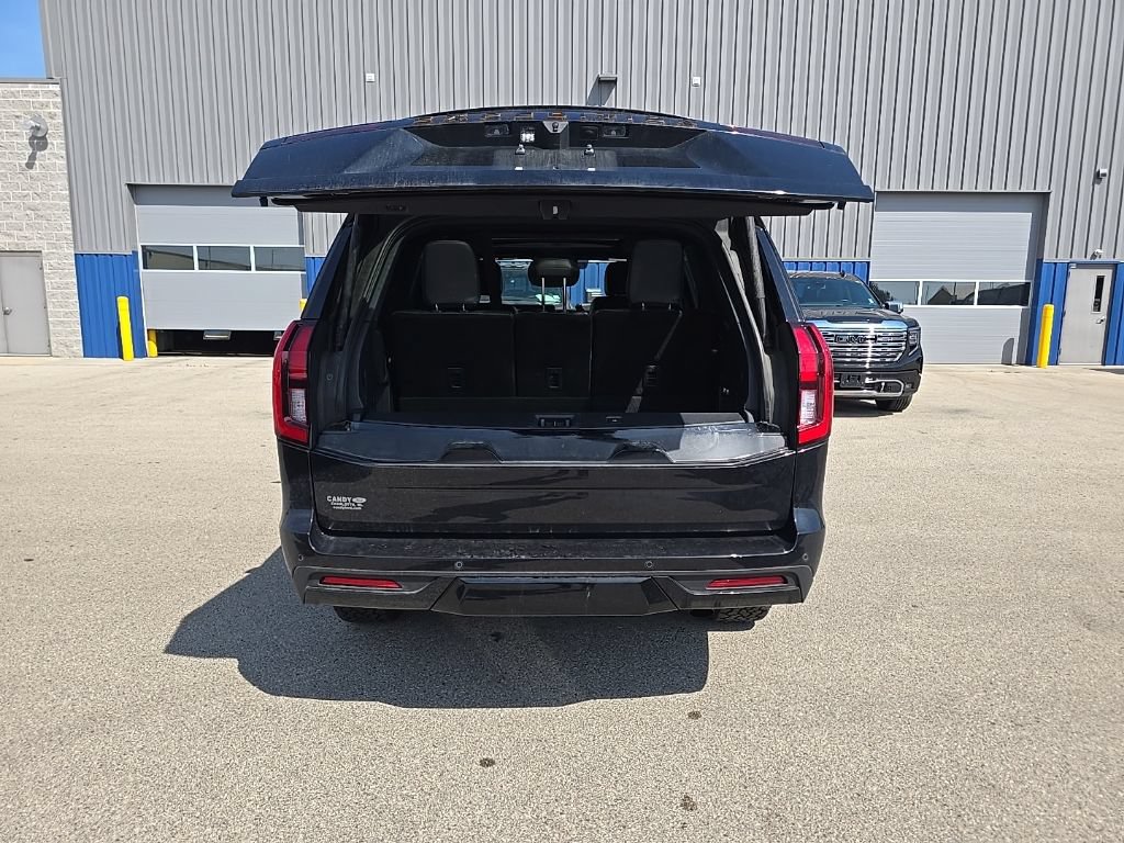 Used 2025 Ford Expedition Tremor AWD/4WD image 6