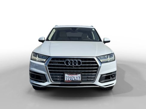 Used 2019 Audi Q7 3.0T Premium Plus w/ Premium Plus Package AWD/4WD image 8