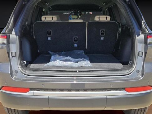 New 2026 Jeep Grand Cherokee Limited AWD/4WD image 8