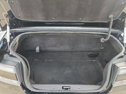 Used 2012 Aston Martin Virage Volante image 29