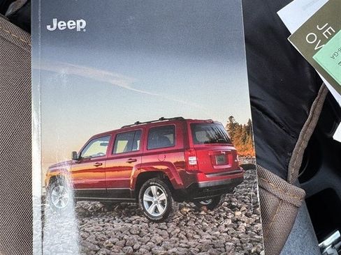 Used 2016 Jeep Patriot Sport w/ Power Value Group AWD/4WD image 24