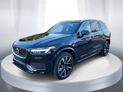 Used 2022 Volvo XC90 T6 Momentum w/ Protection Package Premier image 3