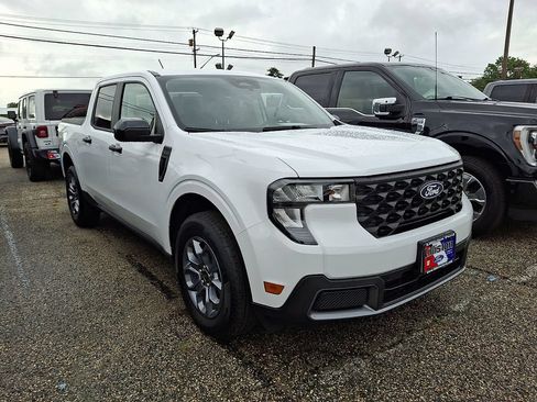 Used 2026 Ford Maverick XLT w/ XLT Luxury Package AWD/4WD image 3