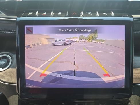 Used 2023 Jeep Grand Cherokee Overland RWD image 23