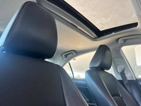 Used 2016 Lexus IS 200t RWD image 13