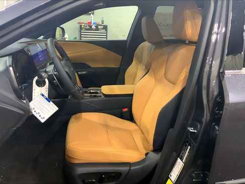 New 2026 Lexus RX 350h Premium image 9