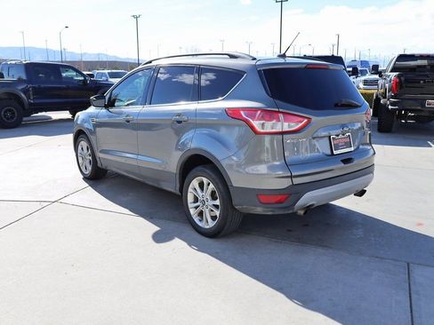 Used 2014 Ford Escape SE w/ Equipment Group 201A image 4