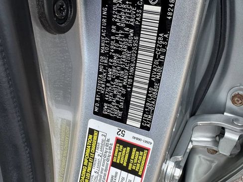 Used 2018 Toyota Camry XLE FWD image 42