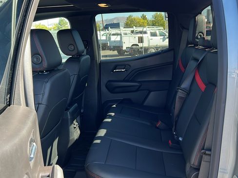 New 2026 Chevrolet Colorado Z71 w/ Technology Package image 15