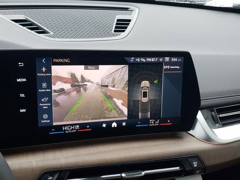 New 2026 BMW X1 xDrive28i w/ Convenience Package image 24