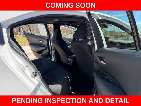 Used 2024 Toyota Corolla SE w/ SE Premium Package FWD image 11