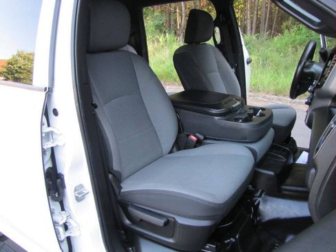 Used 2022 RAM 3500 Tradesman w/ Chrome Appearance Group AWD/4WD image 22