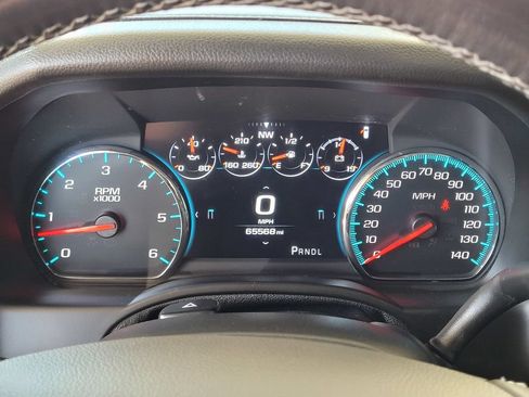 Used 2018 Chevrolet Tahoe Premier AWD/4WD image 11