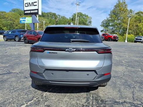 New 2026 Chevrolet Equinox EV LT w/ Comfort Package image 10