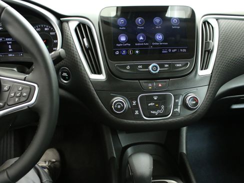 Used 2024 Chevrolet Malibu RS w/ LPO, Floor Liner Package FWD image 19