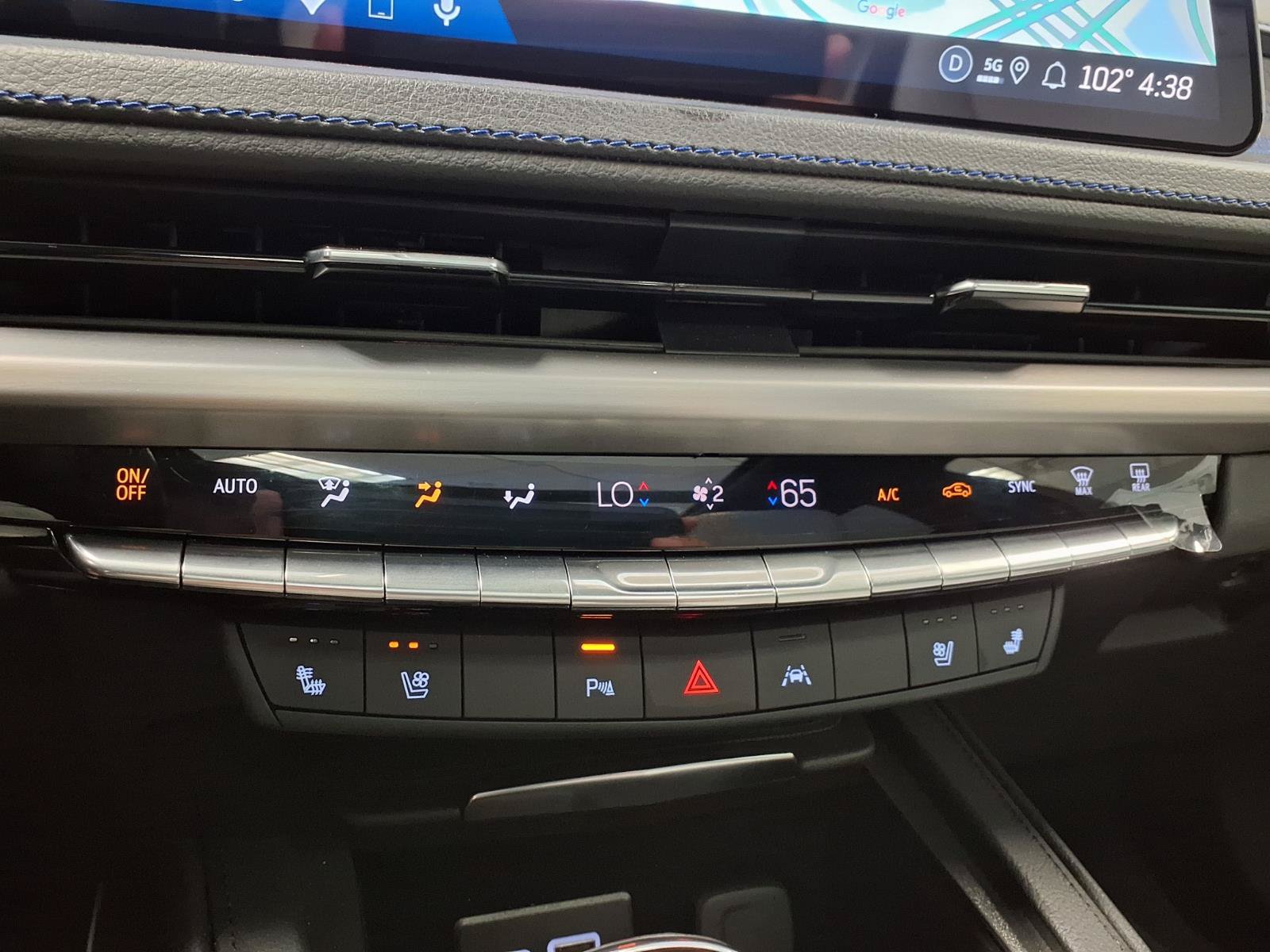 Certified 2025 Cadillac XT4 Sport FWD image 27