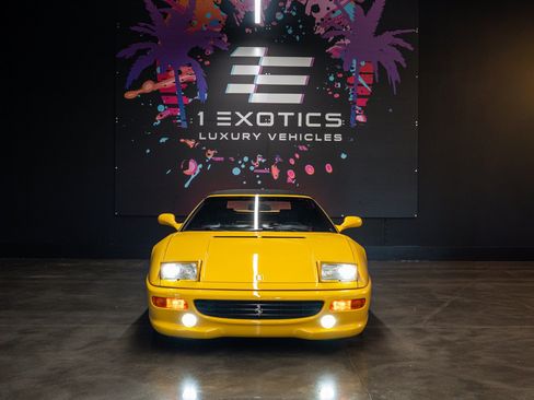 Used 1999 Ferrari F355 Spider RWD image 4
