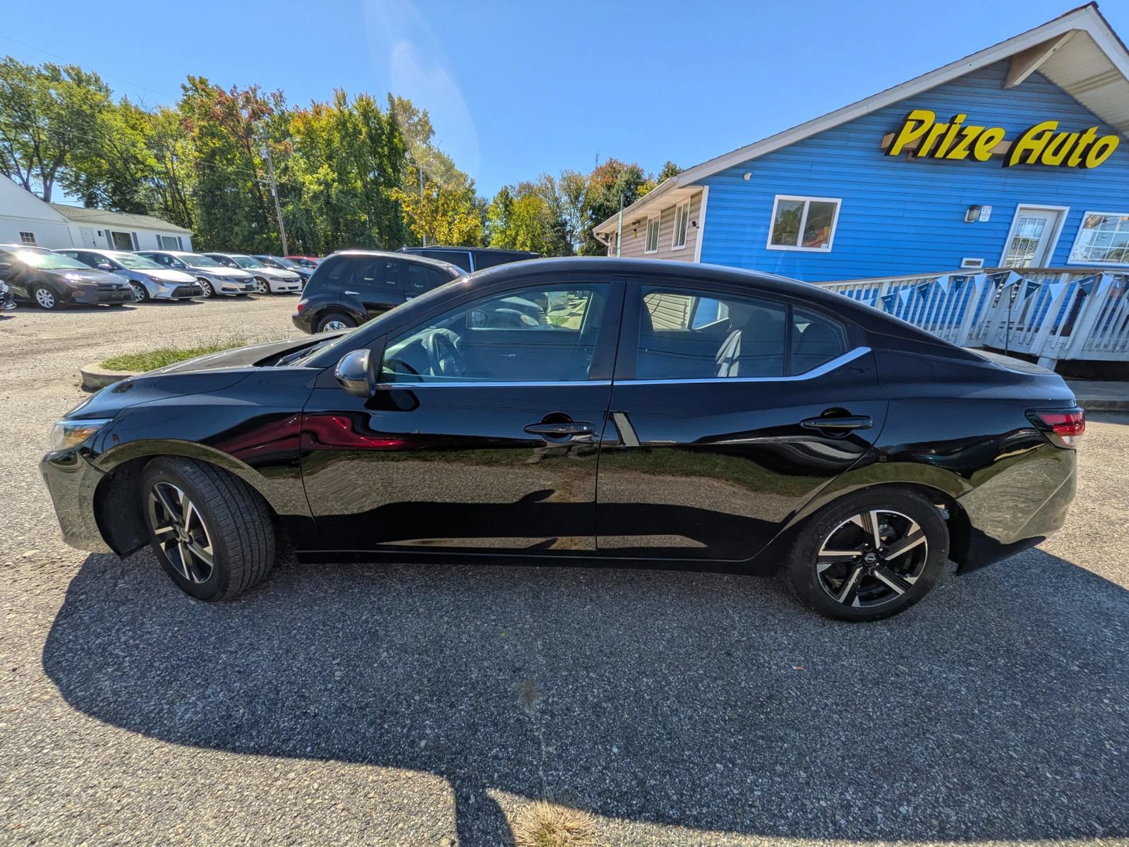 Used 2025 Nissan Sentra SV FWD image 3