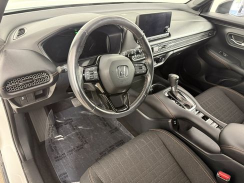 Used 2024 Honda HR-V Sport image 15