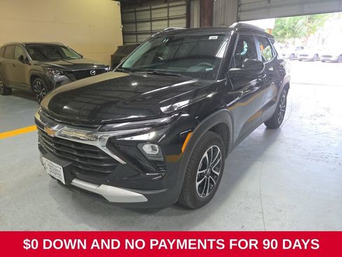 Used 2025 Chevrolet TrailBlazer LT AWD/4WD image 1