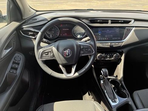 Used 2022 Buick Encore GX Select image 15