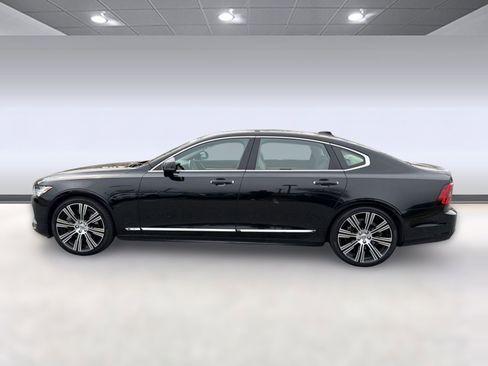 Used 2021 Volvo S90 T6 Inscription image 2