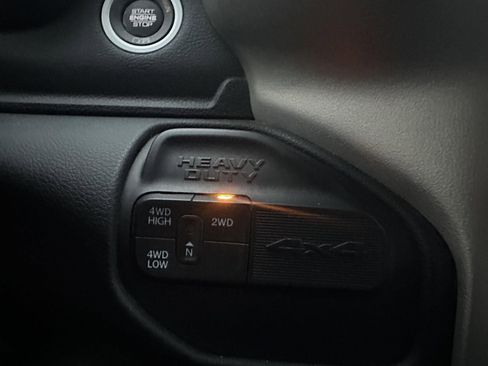 Used 2024 RAM 2500 Laramie w/ Safety Group image 28