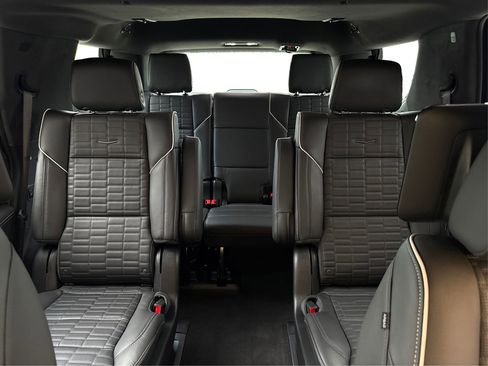 New 2026 Cadillac Escalade Platinum Sport AWD/4WD image 17