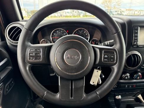 Used 2017 Jeep Wrangler Unlimited Sport w/ Quick Order Package 24S AWD/4WD image 18