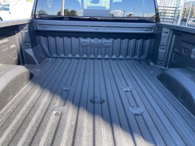 Certified 2026 GMC Sierra 3500 Denali w/ Denali Reserve Package AWD/4WD image 17