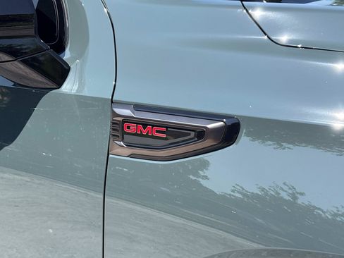 Used 2026 GMC Yukon XL AT4 Ultimate AWD/4WD image 11