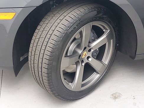 New 2026 Porsche Macan image 34