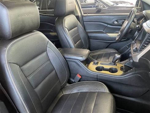Used 2017 GMC Acadia Denali w/ Technology Package AWD/4WD image 30