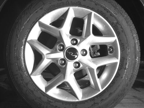 Used 2025 Kia Soul LX w/ LX Technology Package FWD image 14