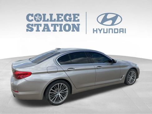 Used 2018 BMW 530i image 6