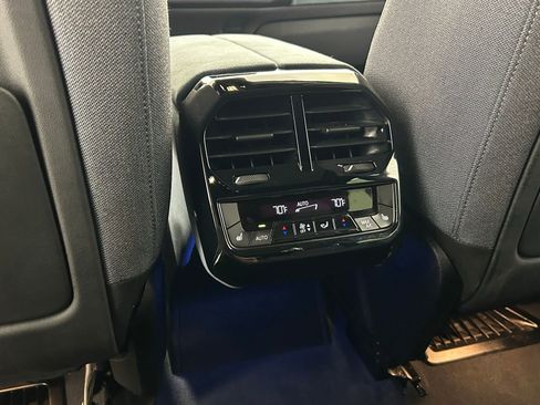 Used 2025 BMW iX M60 image 35