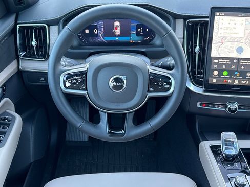 New 2026 Volvo XC90 B6 Plus w/ Protection Package Premier image 16