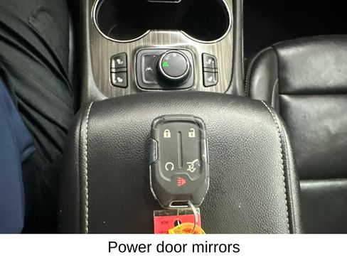 Used 2023 GMC Acadia SLT FWD image 41