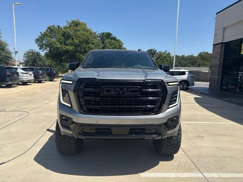 Used 2025 GMC Yukon XL Elevation w/ LPO, Floor Liner Package AWD/4WD image 2