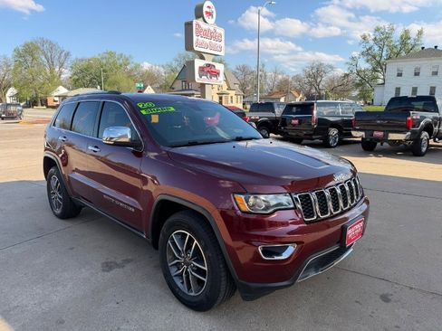 Used 2020 Jeep Grand Cherokee Limited image 27