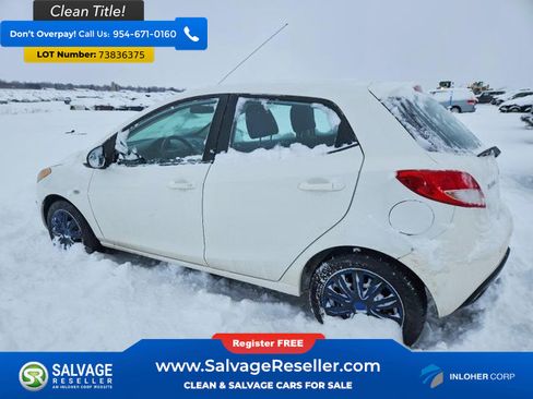 Used 2014 MAZDA MAZDA2 Sport image 3
