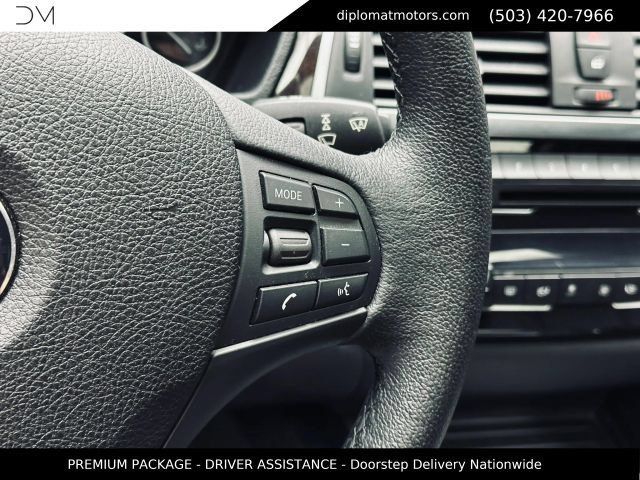 Used 2017 BMW 320i Sedan RWD image 30