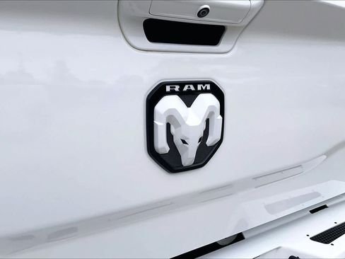 Used 2022 RAM 2500 Laramie AWD/4WD image 31