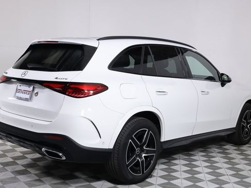 Certified 2025 Mercedes-Benz GLC 300 4MATIC image 6