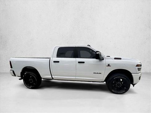 Used 2026 RAM 2500 Big Horn AWD/4WD image 5