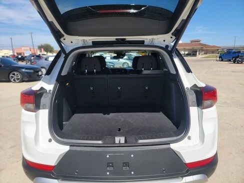 Used 2026 Chevrolet TrailBlazer LT w/ Convenience Package FWD image 33