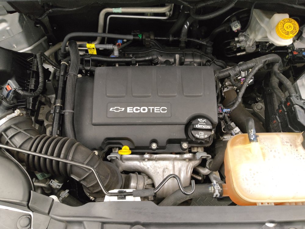 Used 2020 Chevrolet Trax LS FWD image 30