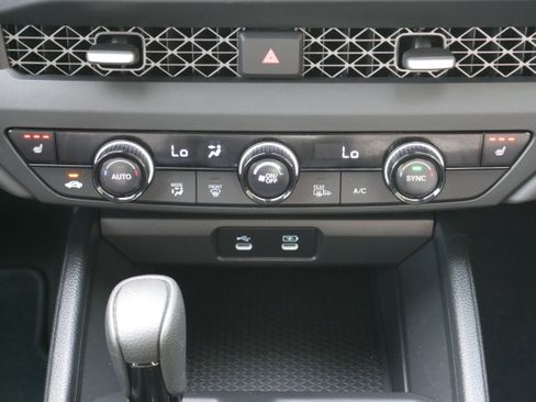 Used 2024 Honda Accord EX image 19