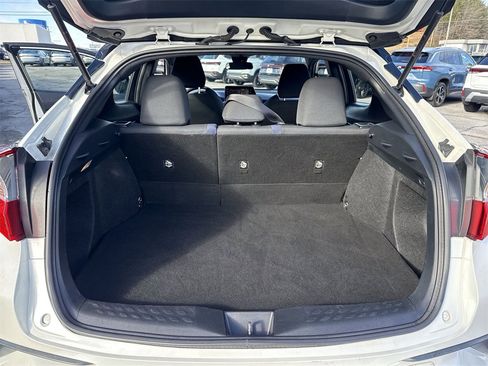 Used 2020 Toyota C-HR XLE image 39